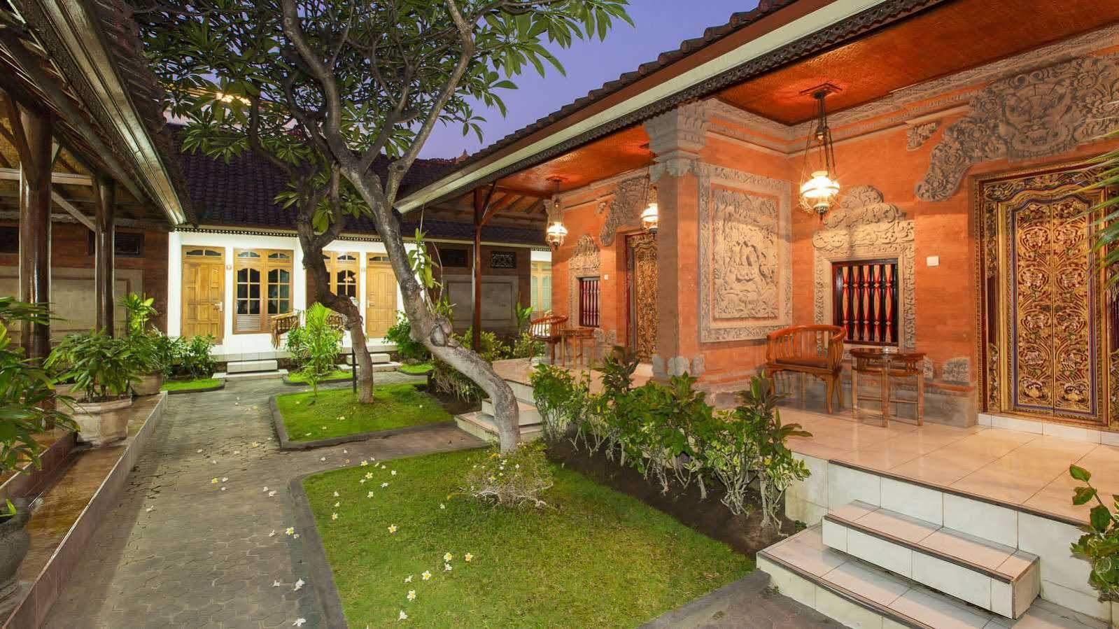 Hotel Surya Tropical Kuta Kuta Lombok Exterior foto