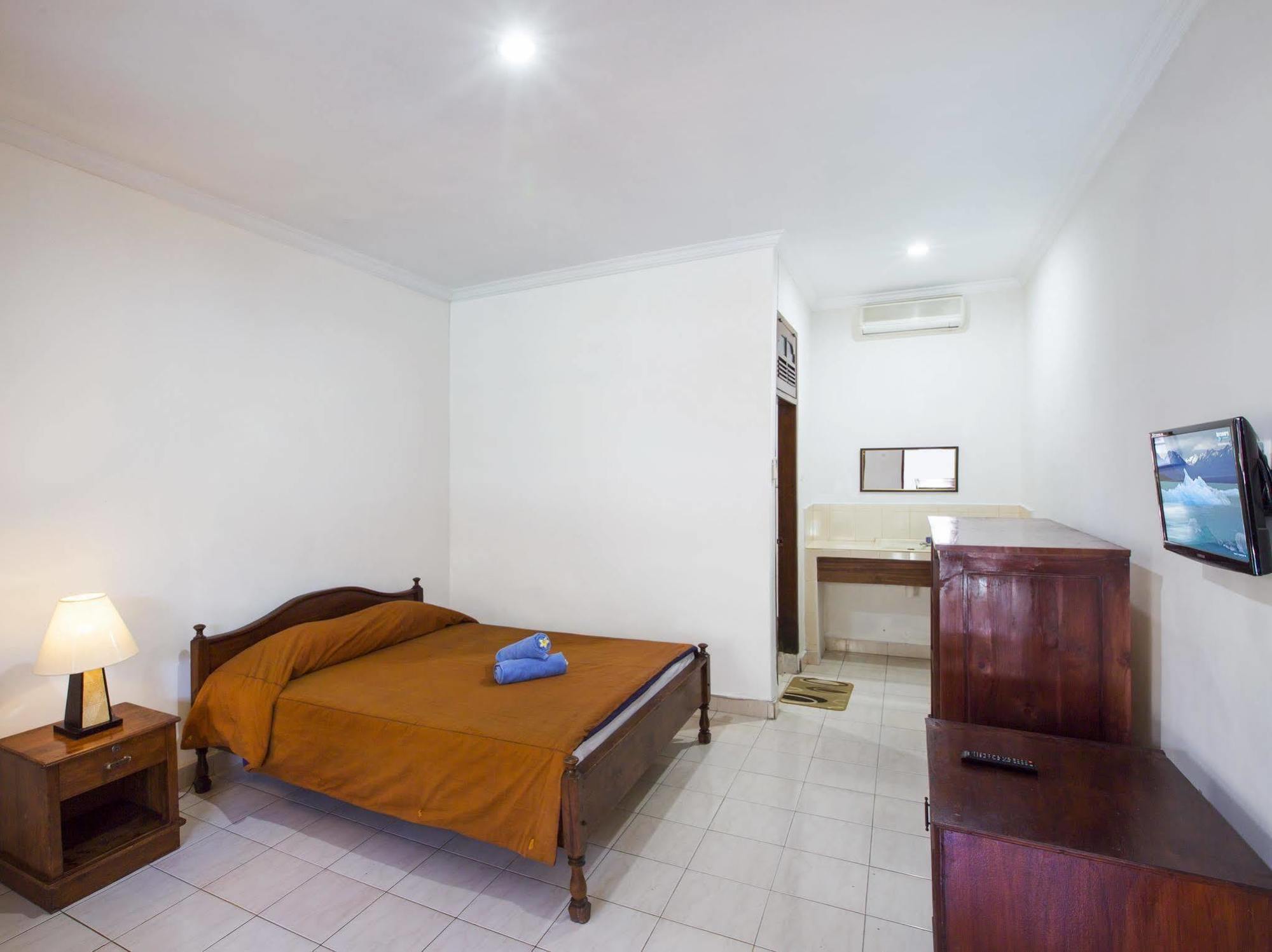 Hotel Surya Tropical Kuta Kuta Lombok Exterior foto